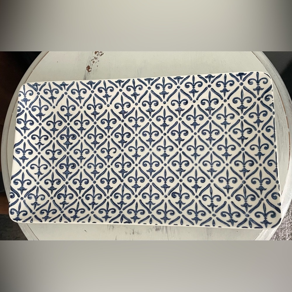 Sur La Table Fleur de Lis Blue and White Ceramic platter 14”x8”